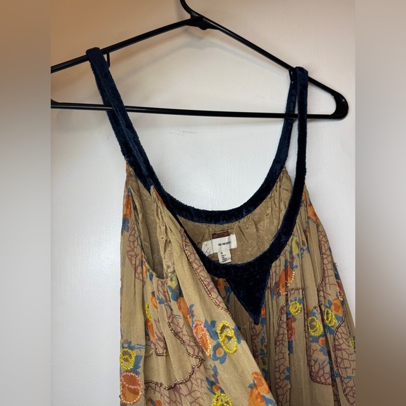 Pins & Needles Tan Floral Mini Dress - Picture 4 of 17